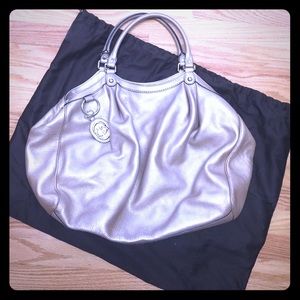 Authentic Gucci Bag. Metallic Blush Pink, gold. L.